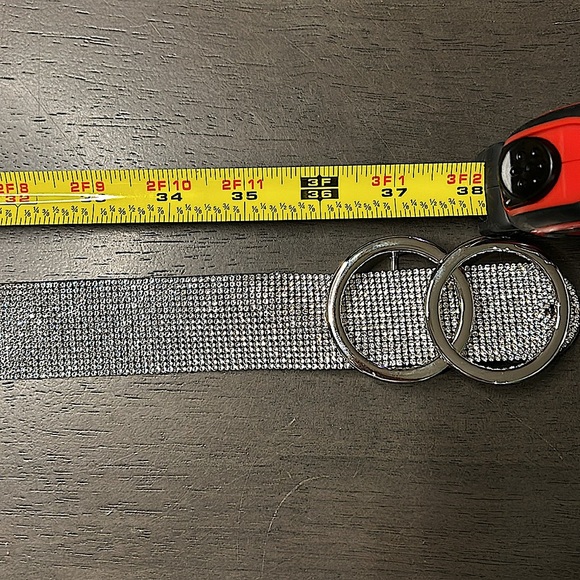 BKE glitz double circle belt medium, NO44197IW3535
STYLE IW3535 | SKU 971901 - Picture 6 of 6